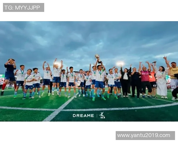 榕江足球明星的崛起与成就探秘,谁是这座城市的骄傲代表 榕江足球明星的崛起与成就探秘,谁是这座城市的骄傲代表